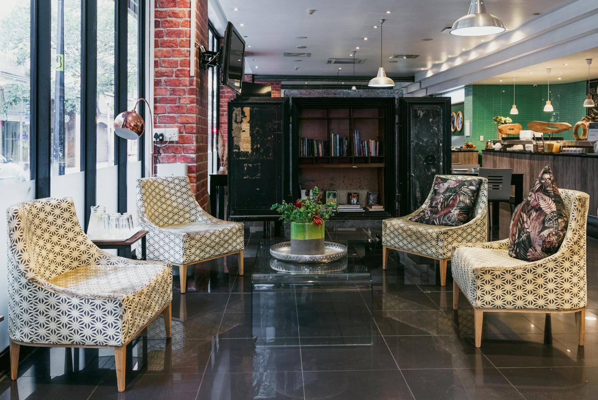 Cape Diamond Boutique Hotel
